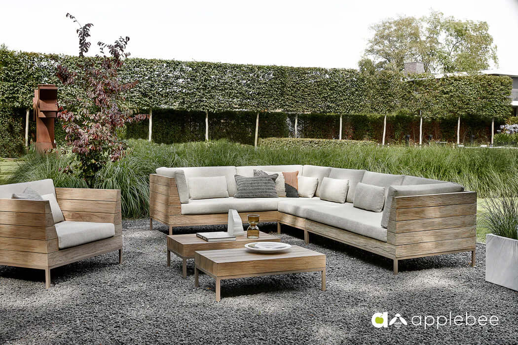 Kan een Houten Loungeset Het Hele Jaar Buiten Blijven?