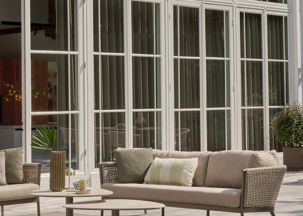 Apple Bee Pulau lounge tuintafels set van 2 voor de Pulau loungebank 3-zits in Champagne