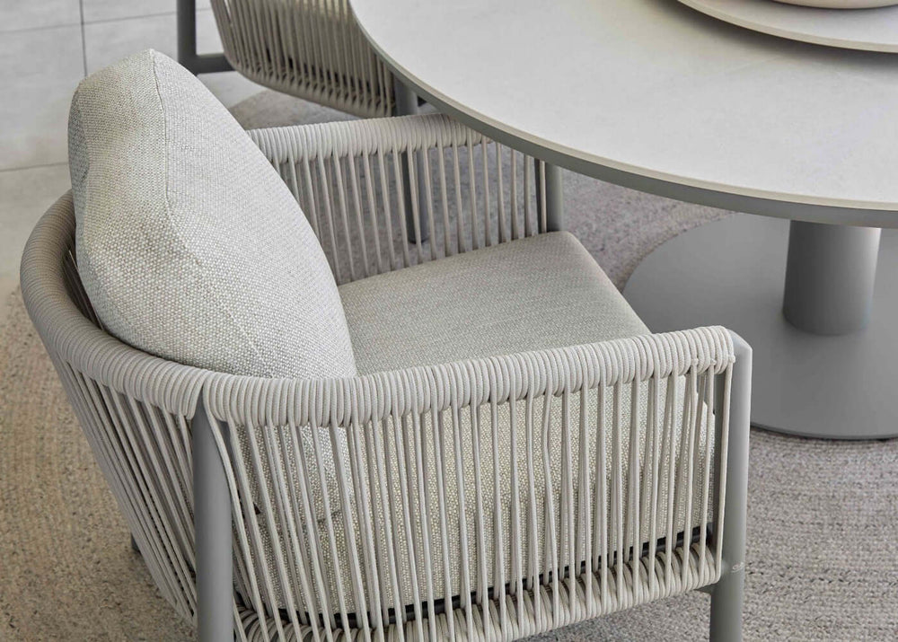 Apple_Bee_Bora_Bora_Taupe_LowDining-stoel