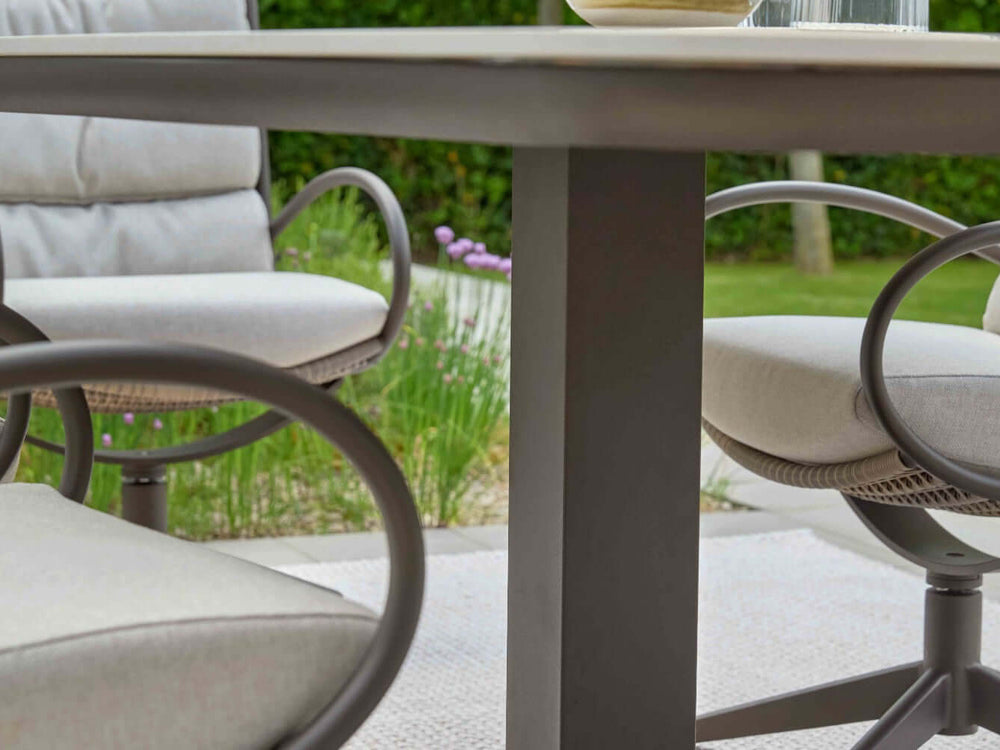 Apple_Bee_CampBay_Bronze_Onderstel_detail