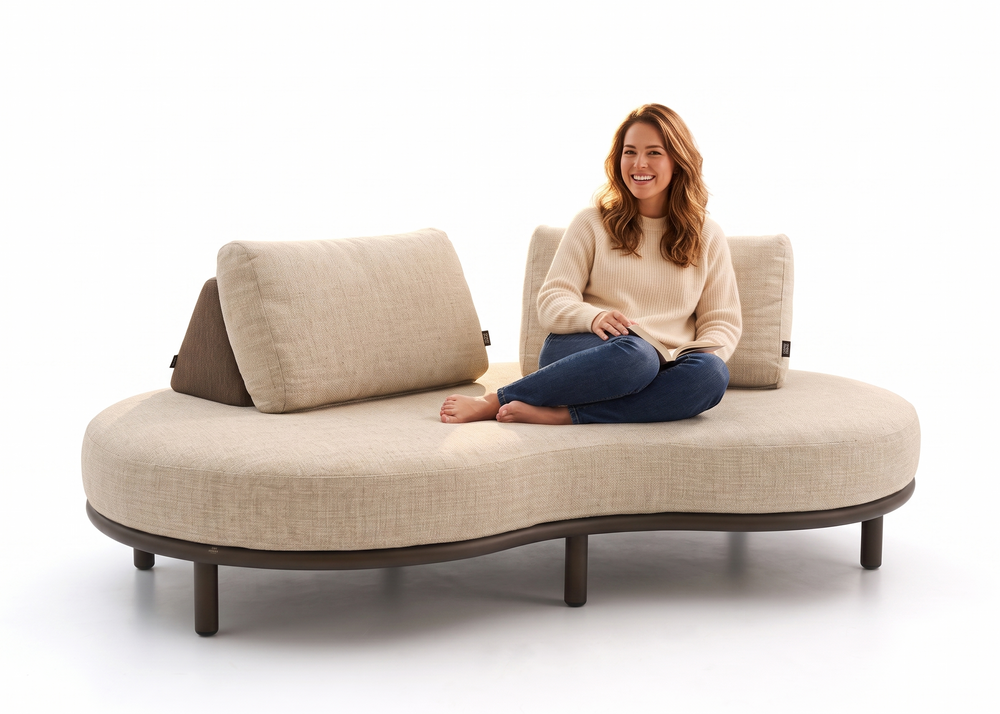 Apple Bee Moon Island Loungebank | 196 cm | Bronze & Cotton Flower incl. 2 Rugsteunen
