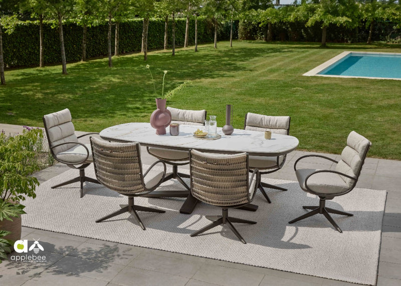 Ruimtelijk met 220 cm