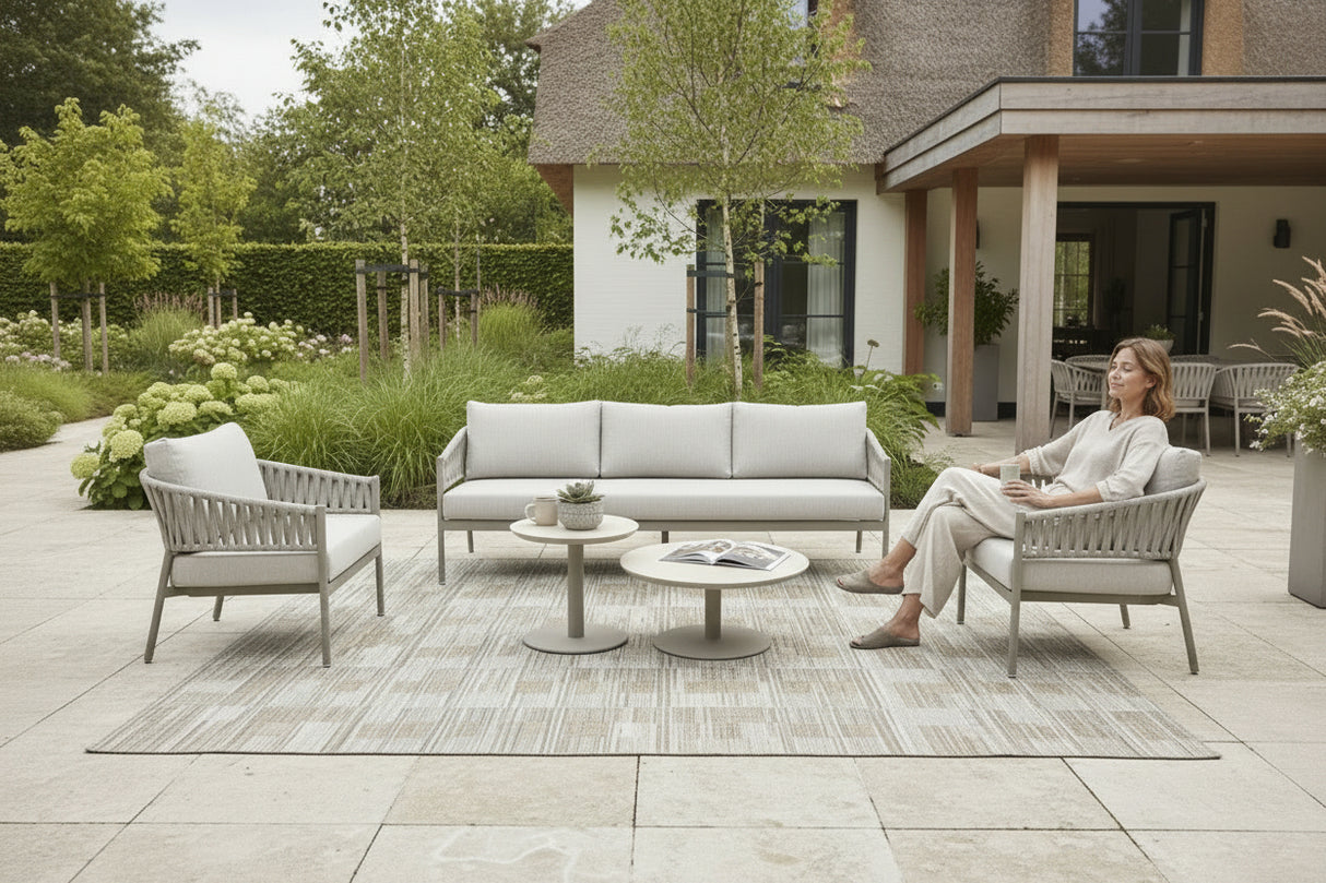 Belito_Frank_loungeset_taupe_sfeerbeeld