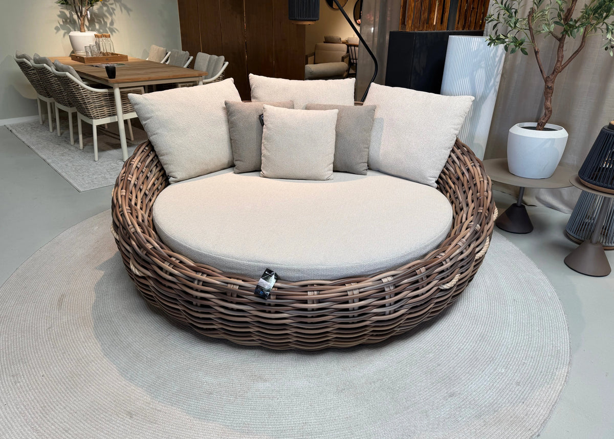 Apple Bee Cocoon Lounge Daybed | Ø 220 cm | Showroommodel | Biculair® Rope