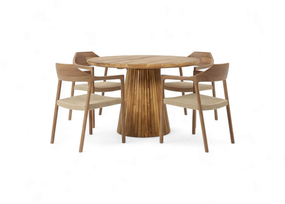 Belito Daan tuinstoel met ronde houten tafel en vier stoelen in een moderne buitenruimte.