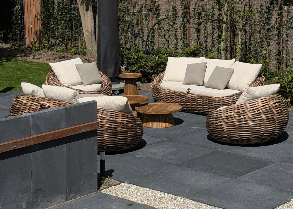 Apple Bee Cocoon Loungeset 5-delig | Belito Daan Tafels Ø 60 & 80 cm | Mokka/Teak
