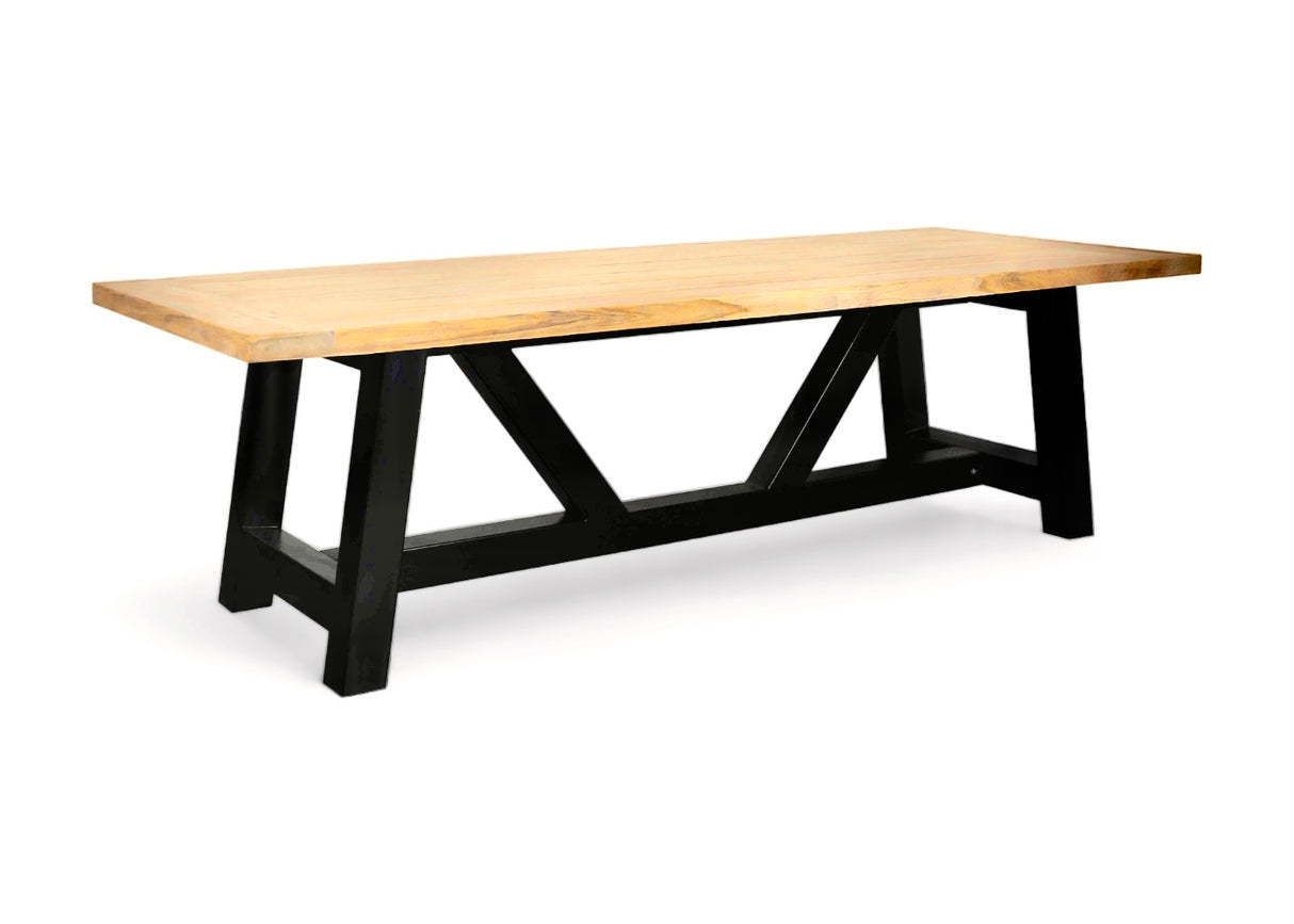 Belito Thijs dining tuintafel 260x100cm showroommodel met kleine schade aan blad