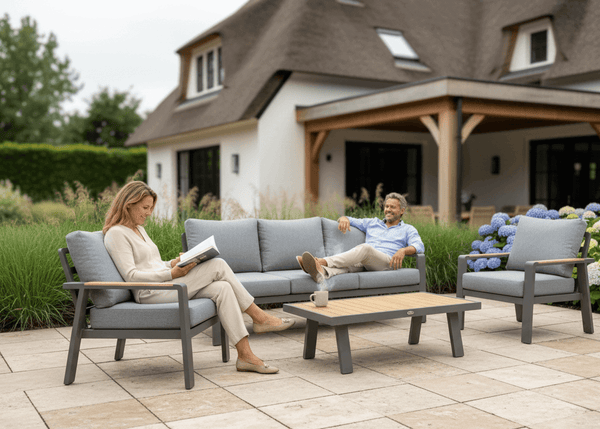 Sfeerfoto_Birmingham_Antraciet_in_Gooische_tuin