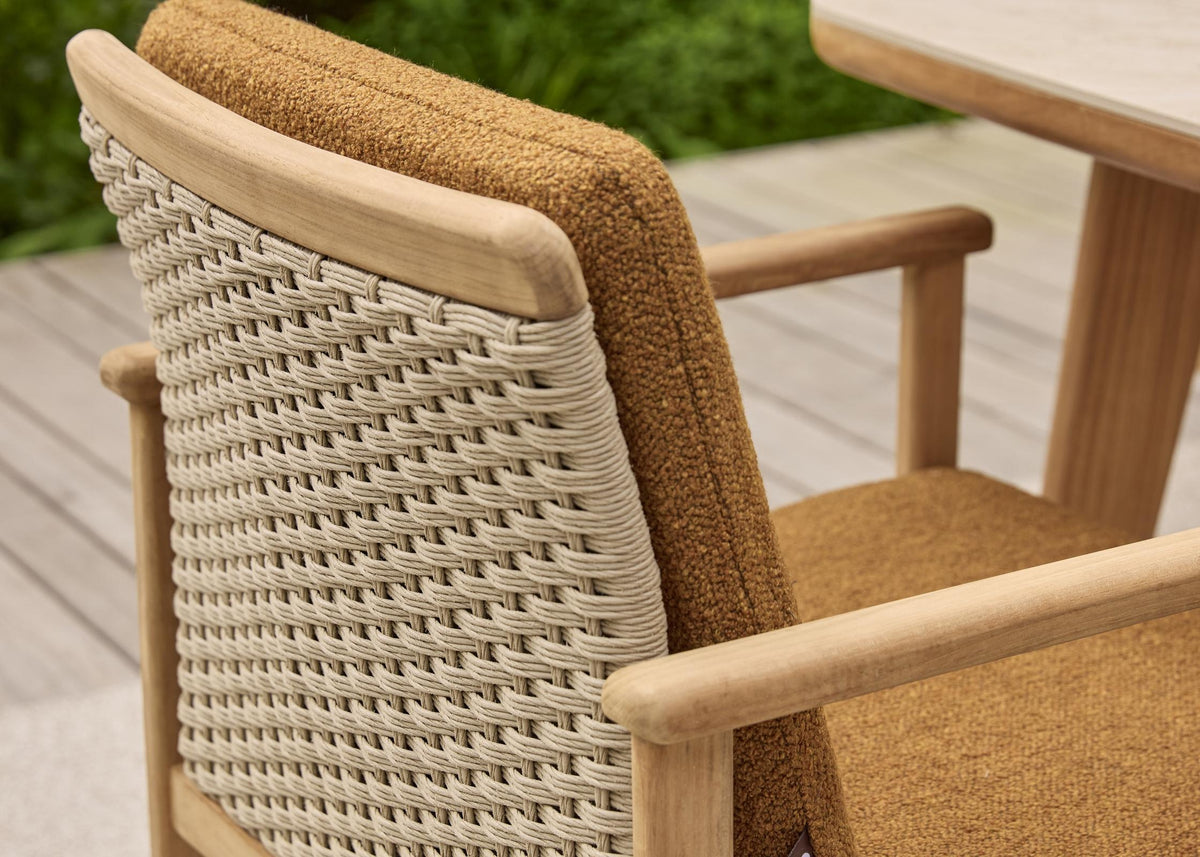 Apple Bee Jamila dining tuinstoel met Linen Biculair wicker rugleuning